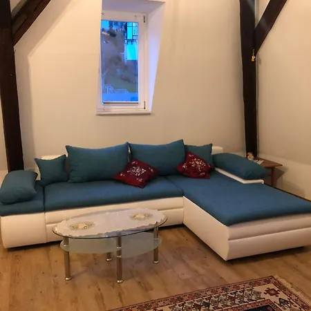 Marktresidenz Eisenach- Stilvolle Maisonette Mit 3 Zimmern Und 2 Baedern *