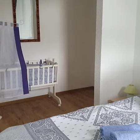 Marktresidenz Eisenach- Stilvolle Maisonette Mit 3 Zimmern Und 2 Baedern Apartment *