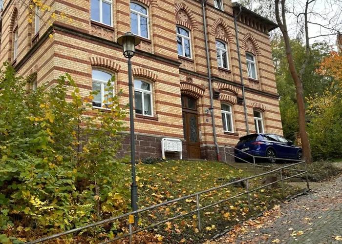 Marktresidenz Eisenach- Stilvolle Maisonette Mit 3 Zimmern Und 2 Baedern